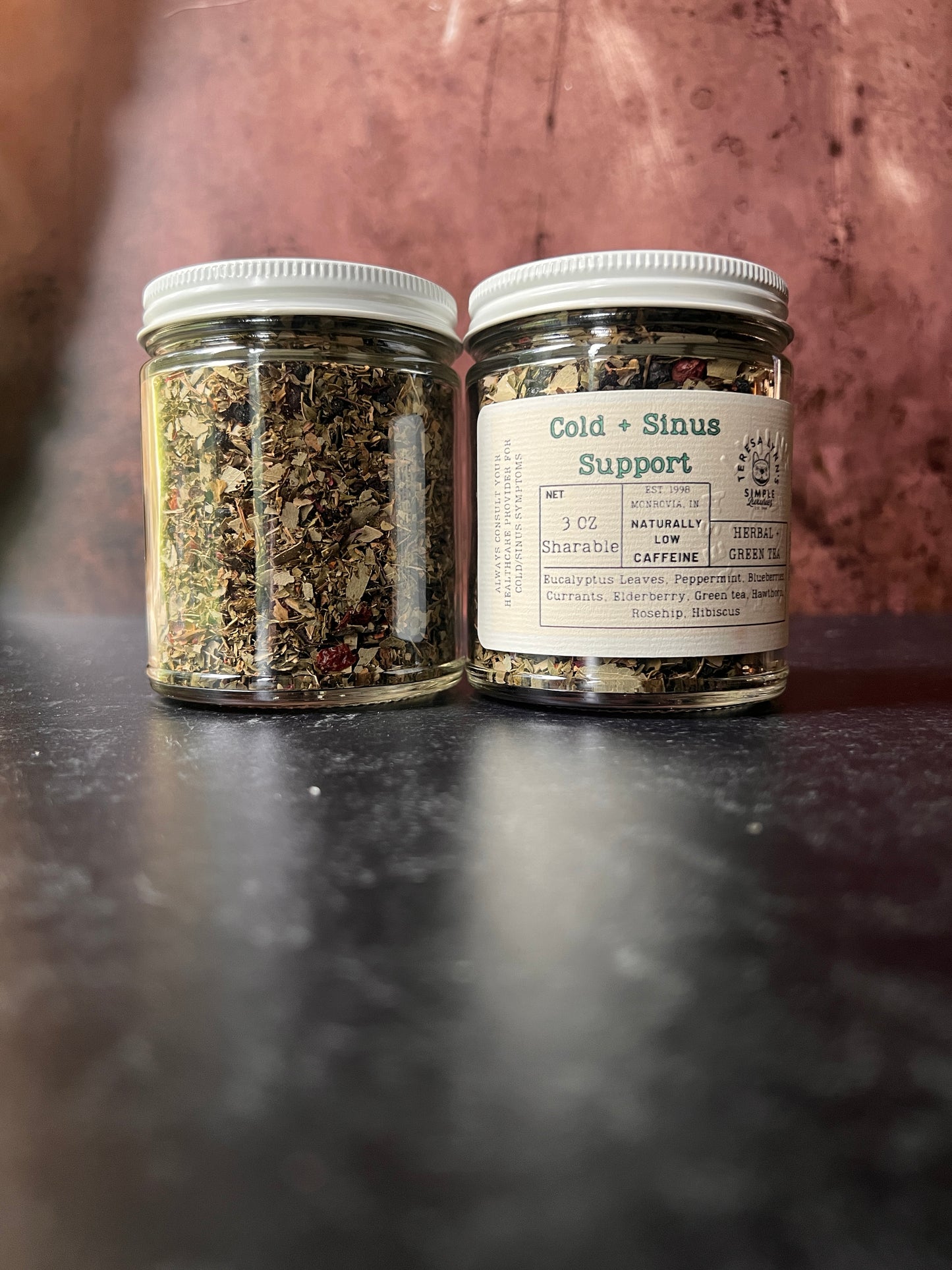 Cold and Sinus Support- Green Tea, Eucalyptus, Peppermint, Blueberries, Currants, Elderberry, Hawthorn, Rosehip, Hibiscus - The Preachers Daughter Candle Co