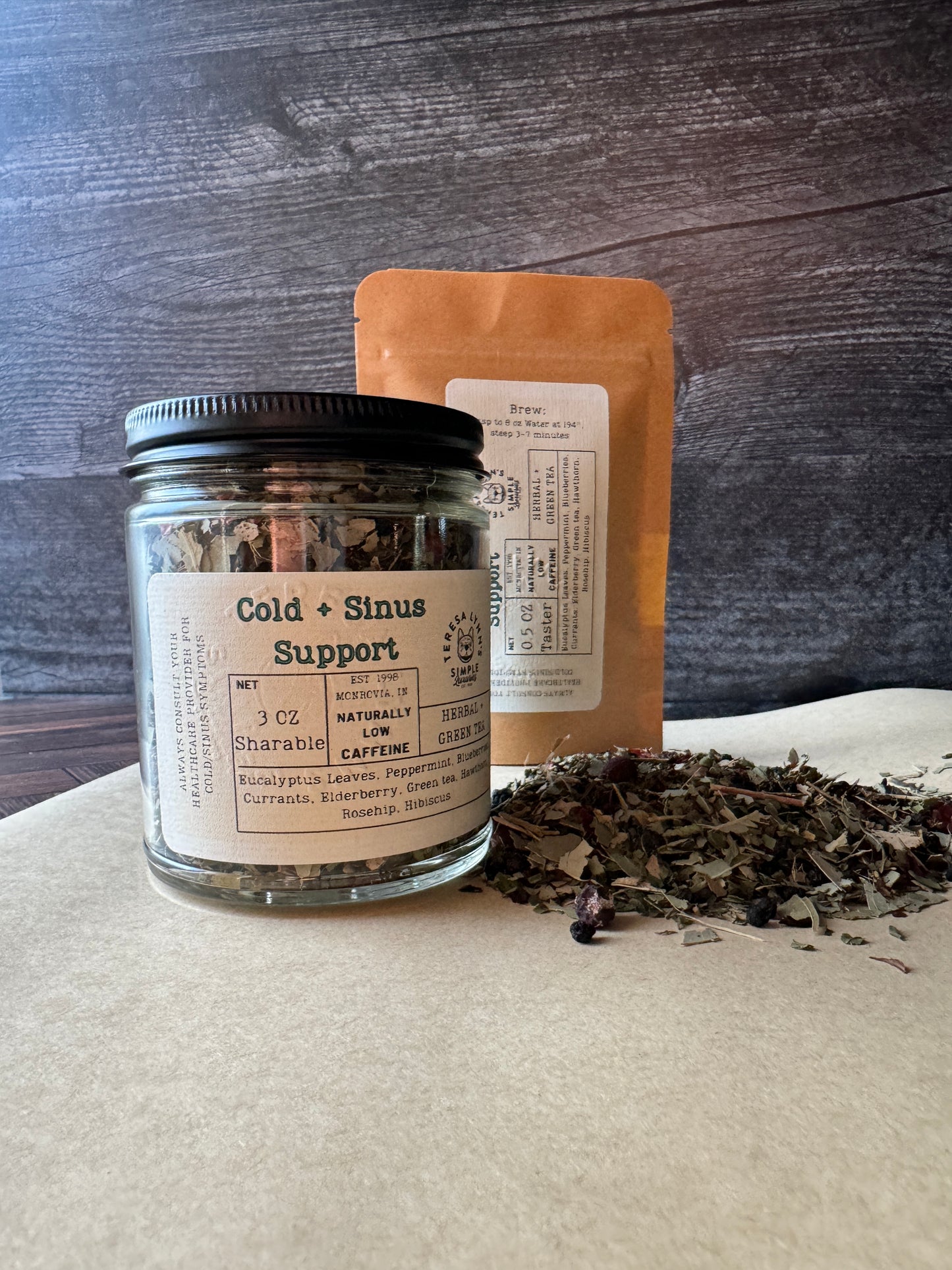 Cold and Sinus Support- Green Tea, Eucalyptus, Peppermint, Blueberries, Currants, Elderberry, Hawthorn, Rosehip, Hibiscus - The Preachers Daughter Candle Co